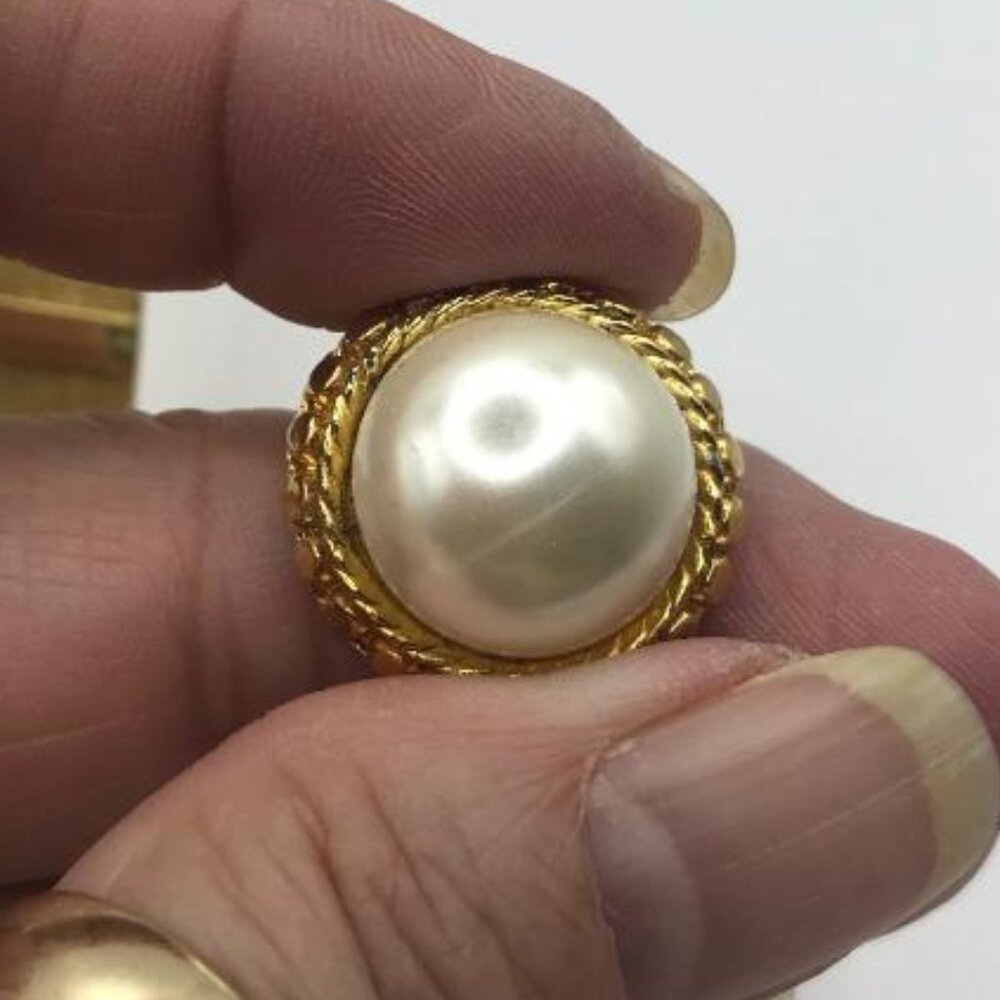 Gold-Tone Multi Layer Memory Wire Choker With Fau… - image 6